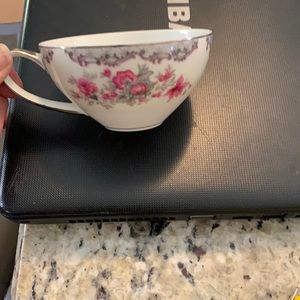 Mieto corsage China tea cup. Only one. No saucer